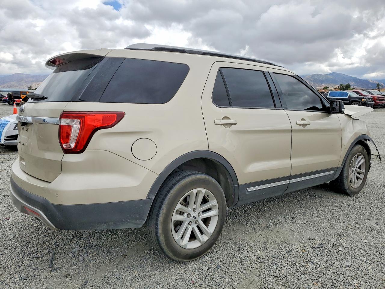 Ford Explorer Xlt