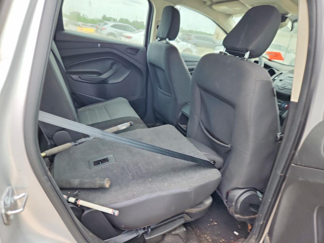 Ford Escape S