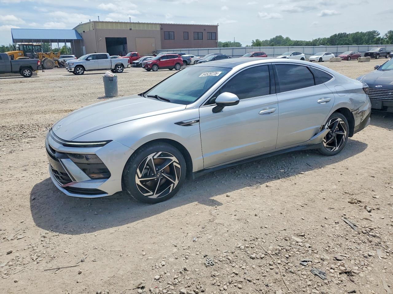 Salvage Hyundai SONATA Image