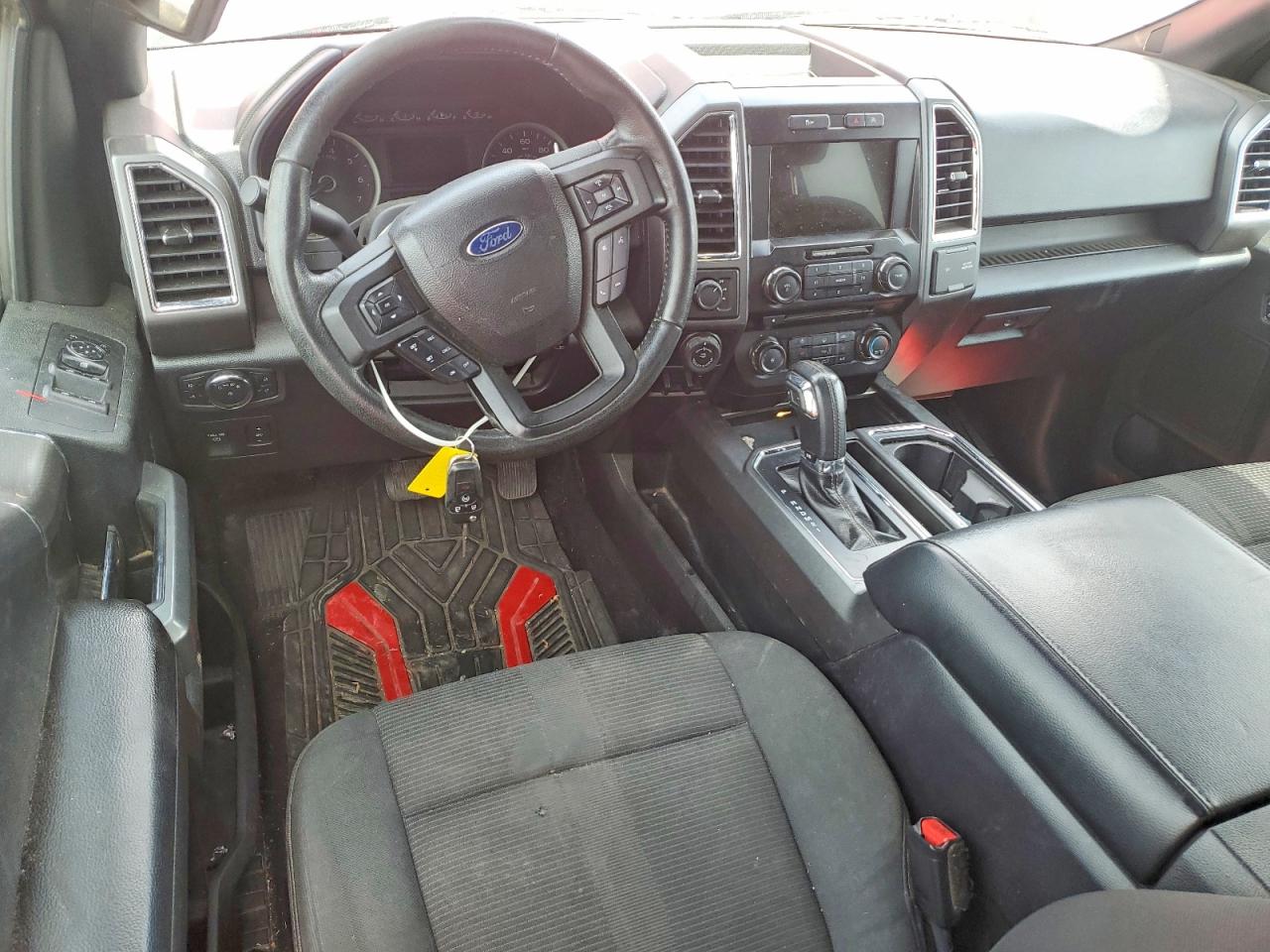 Ford F-150 Super Cab