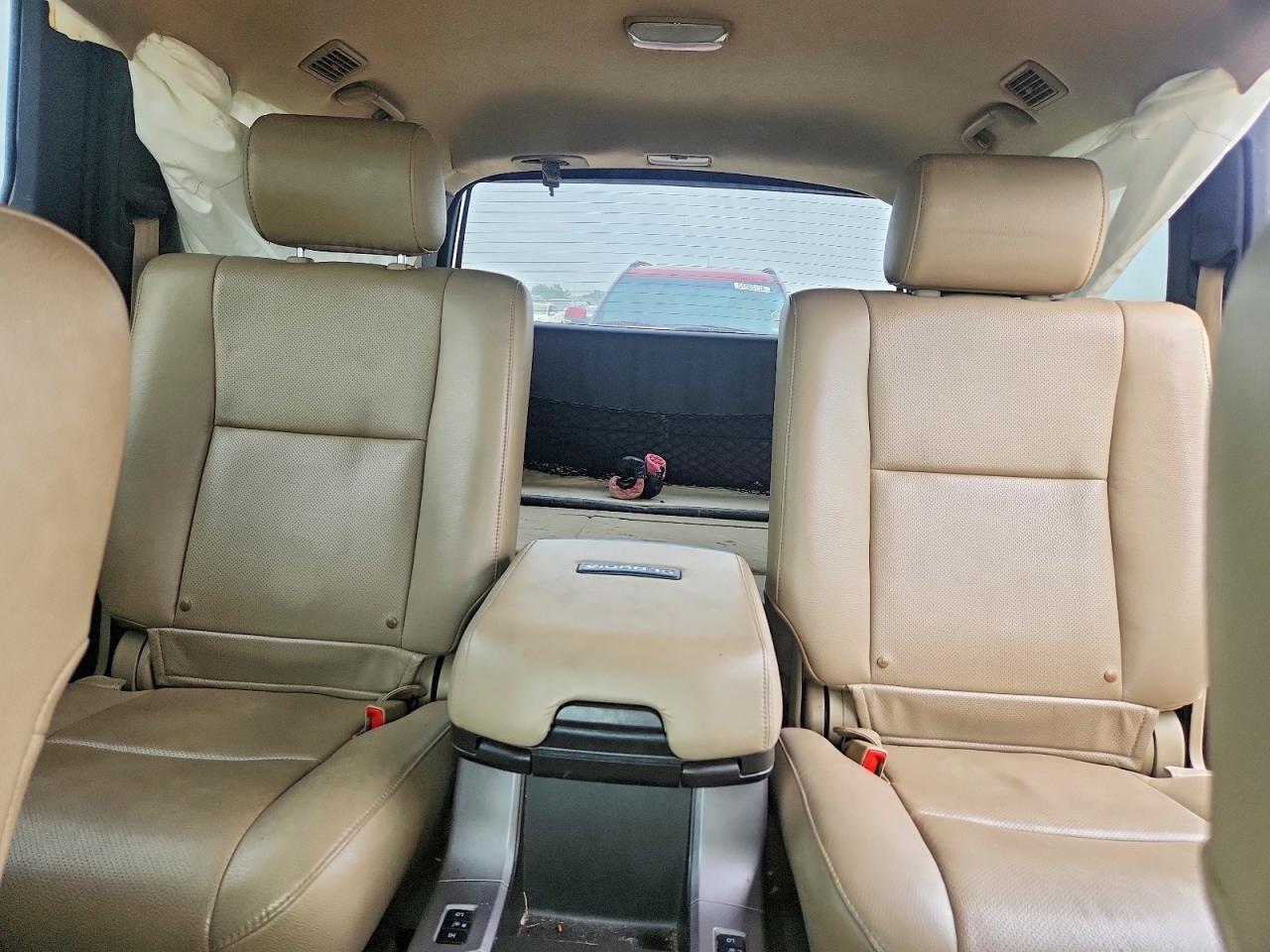 Toyota Sequoia Platinum