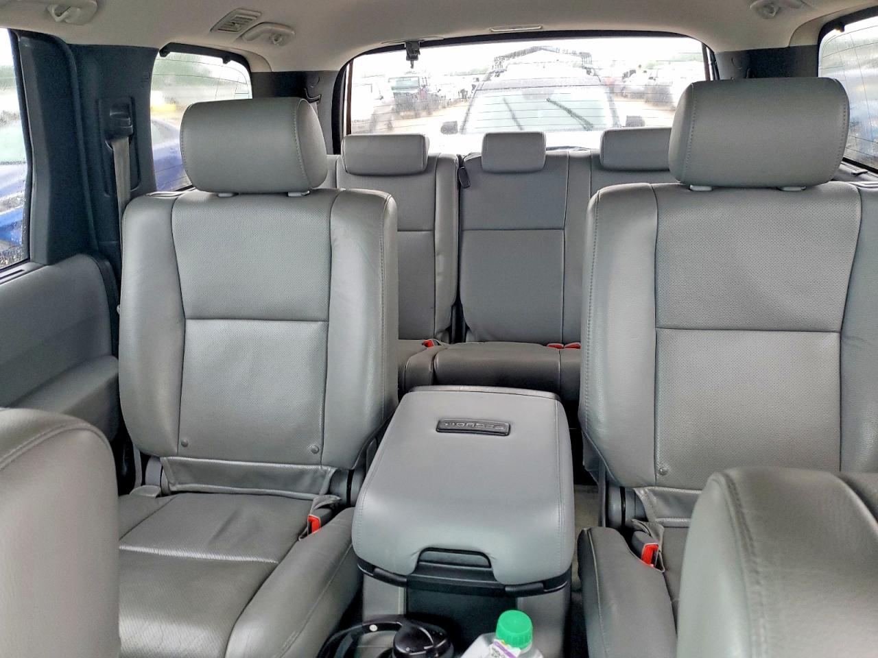 Toyota Sequoia Platinum
