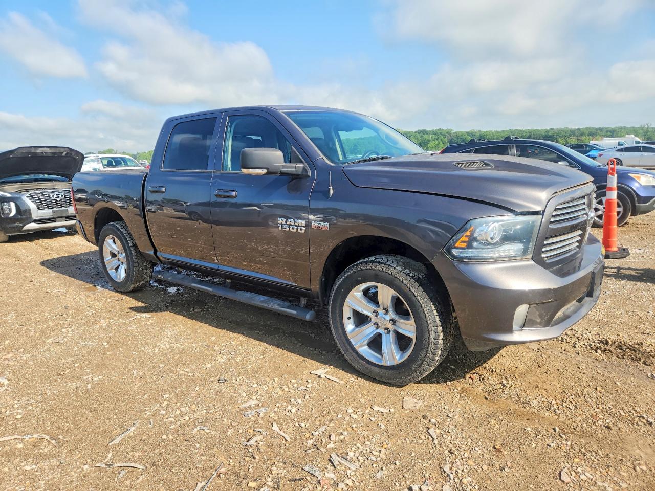 Ram 1500 Sport
