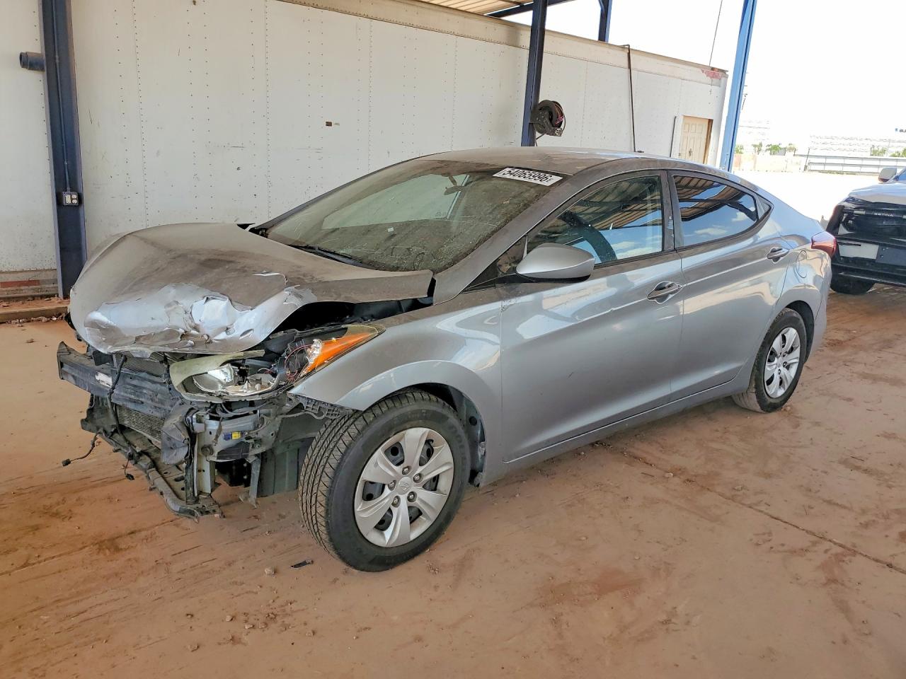 Salvage Hyundai ELANTRA Image