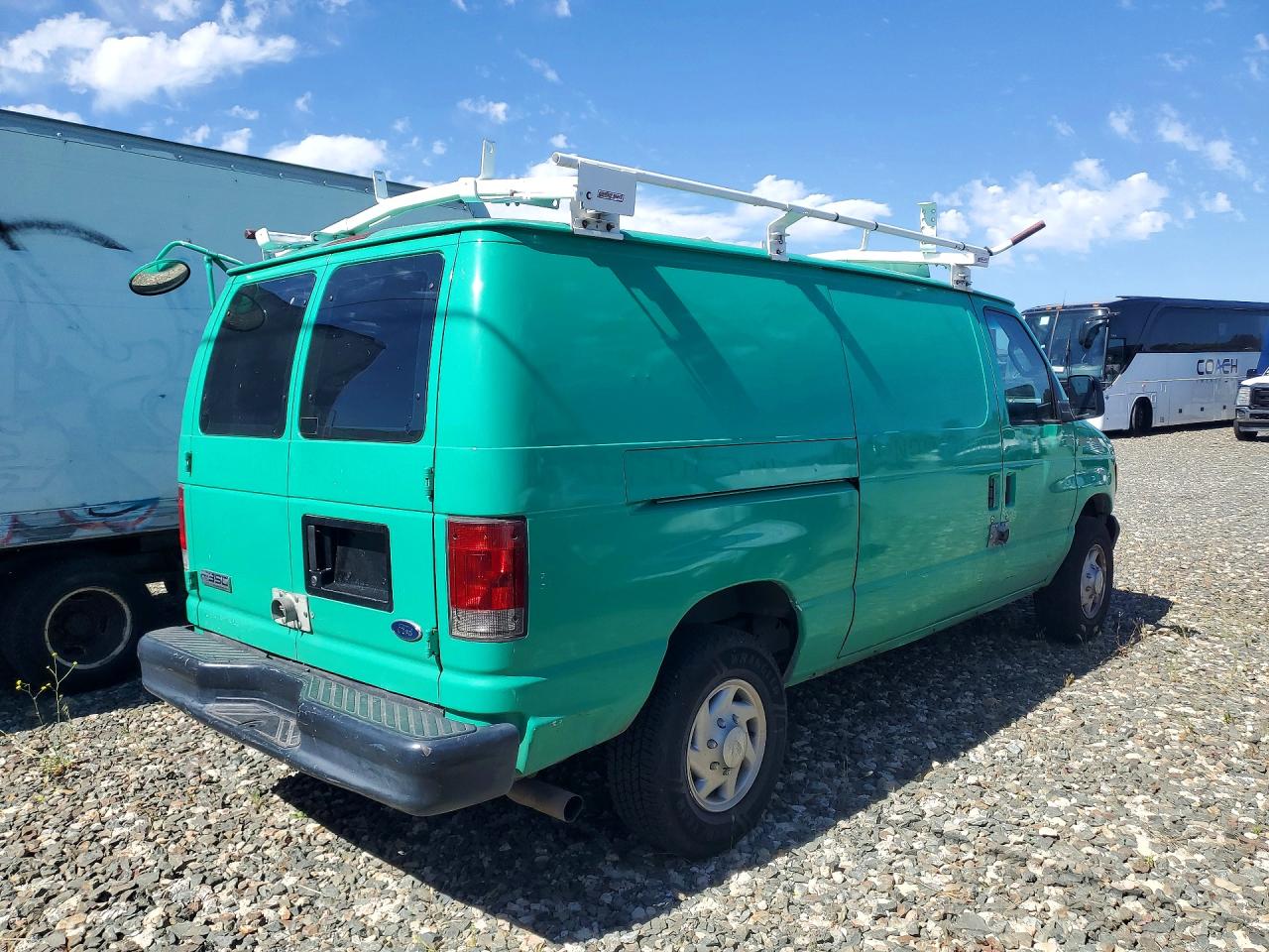 Ford Econoline E350 Super Duty Van