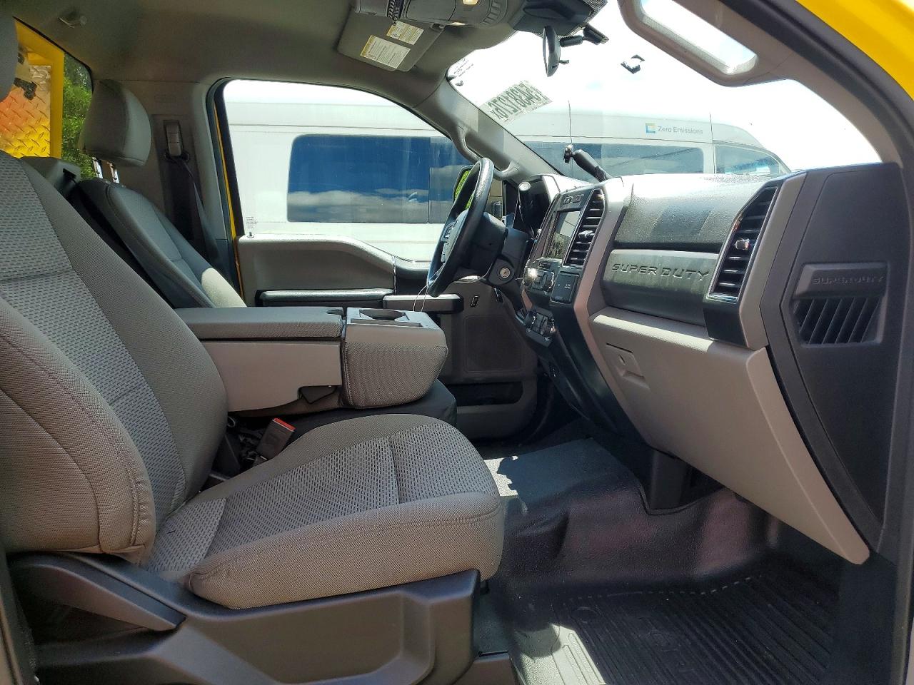 Ford F-550 Super Duty
