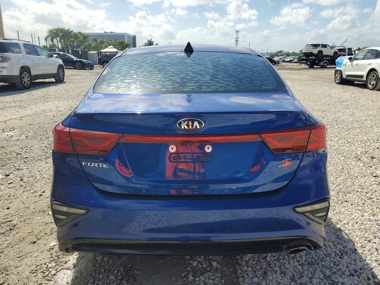 Kia Forte S