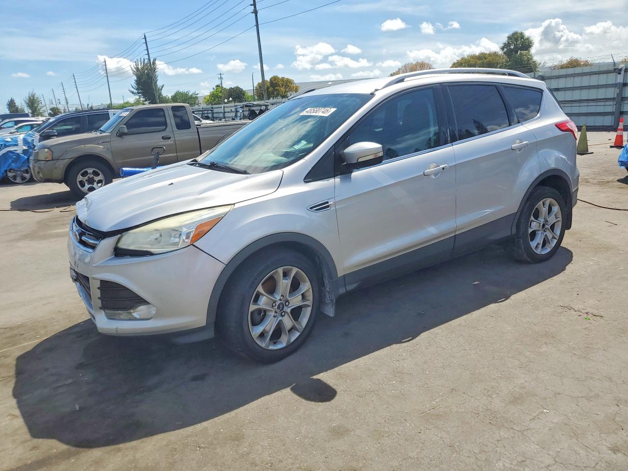 Salvage Ford Escape Image