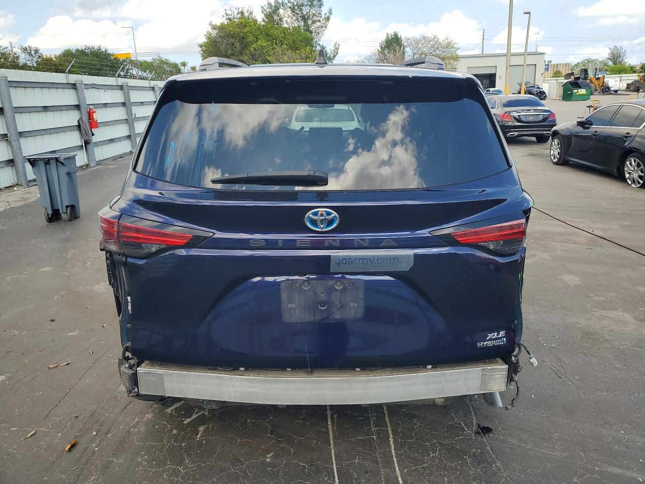 Toyota Sienna Xle