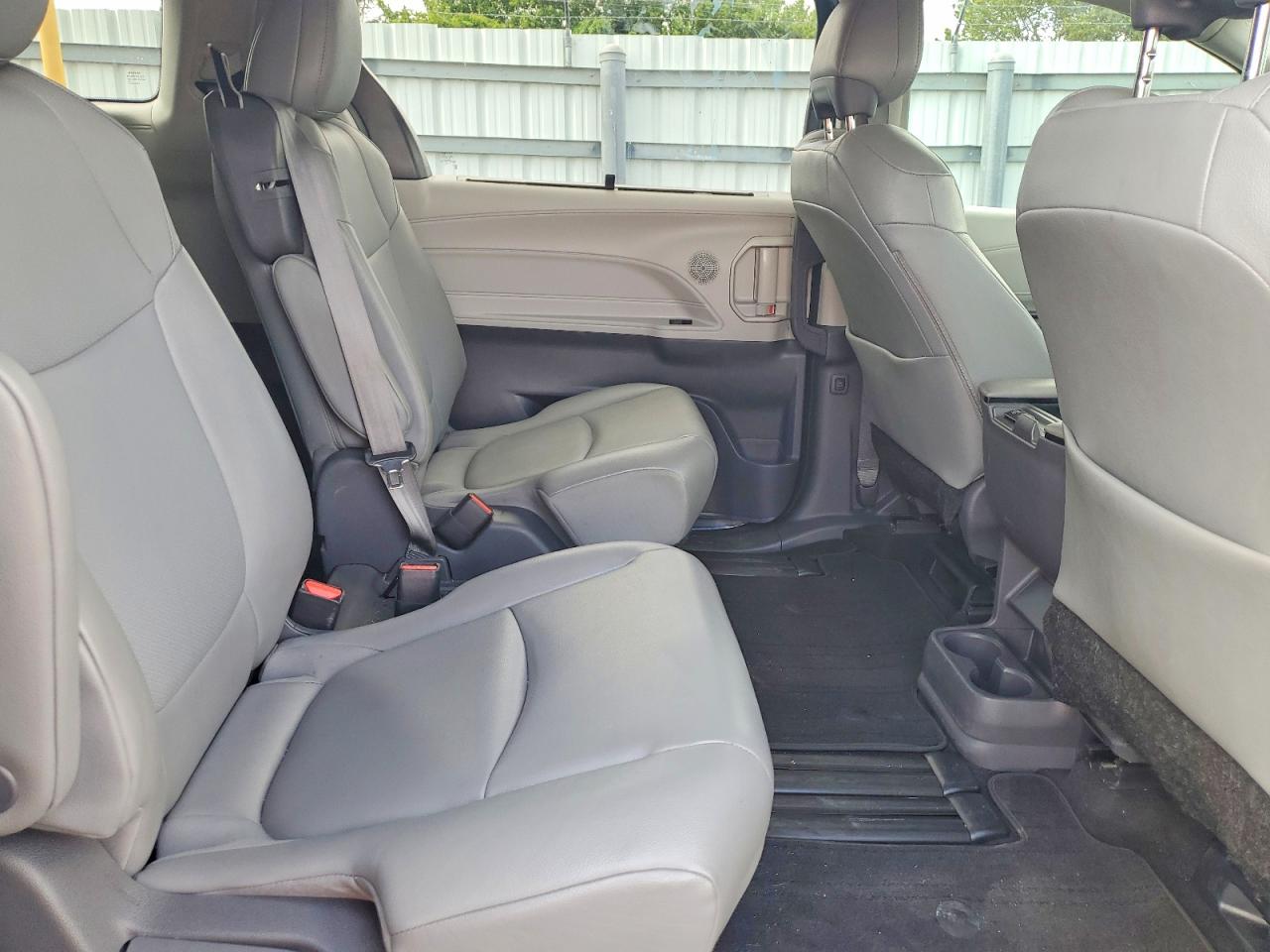 Toyota Sienna Xle