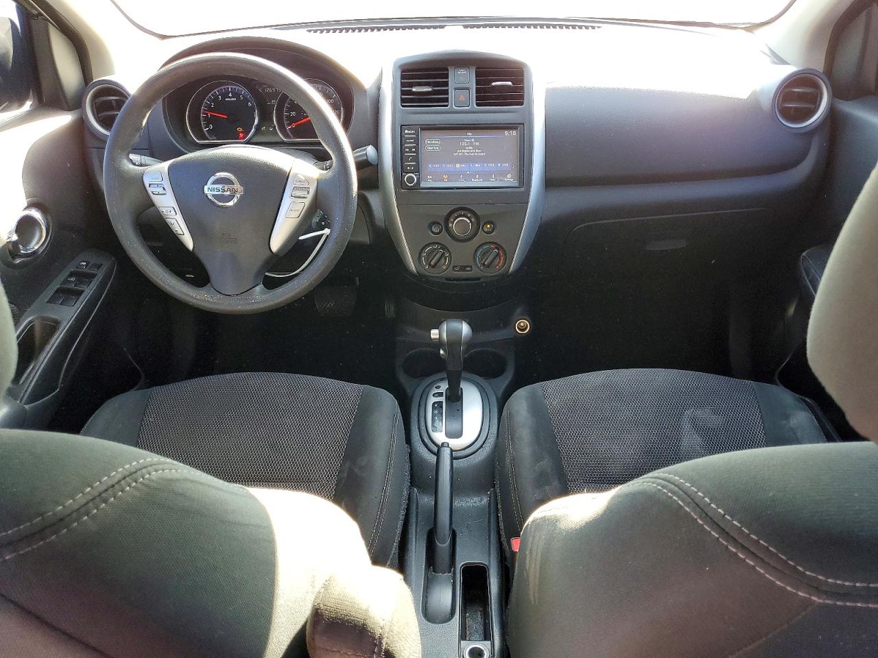 Nissan Versa Sv