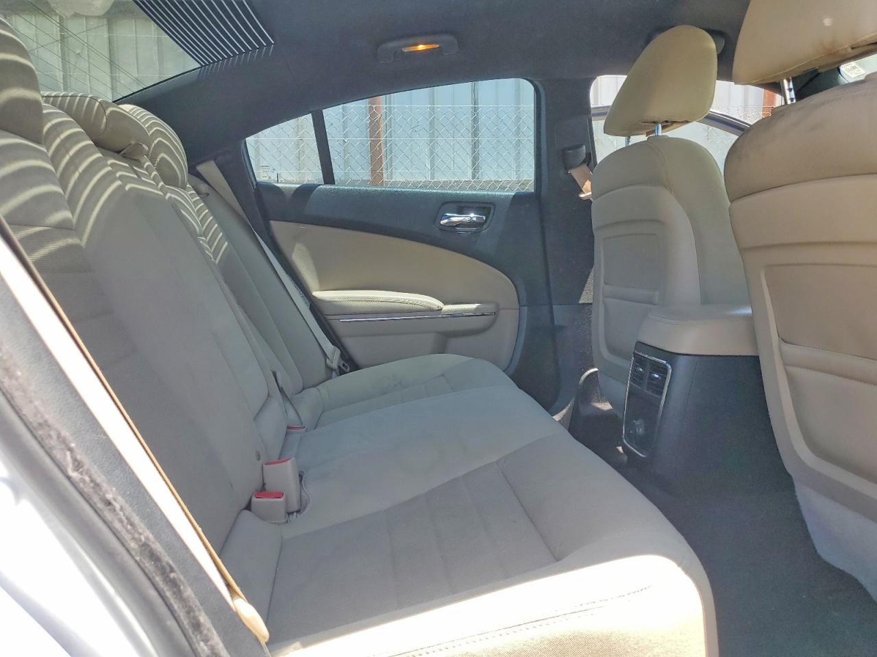 Dodge Charger Se