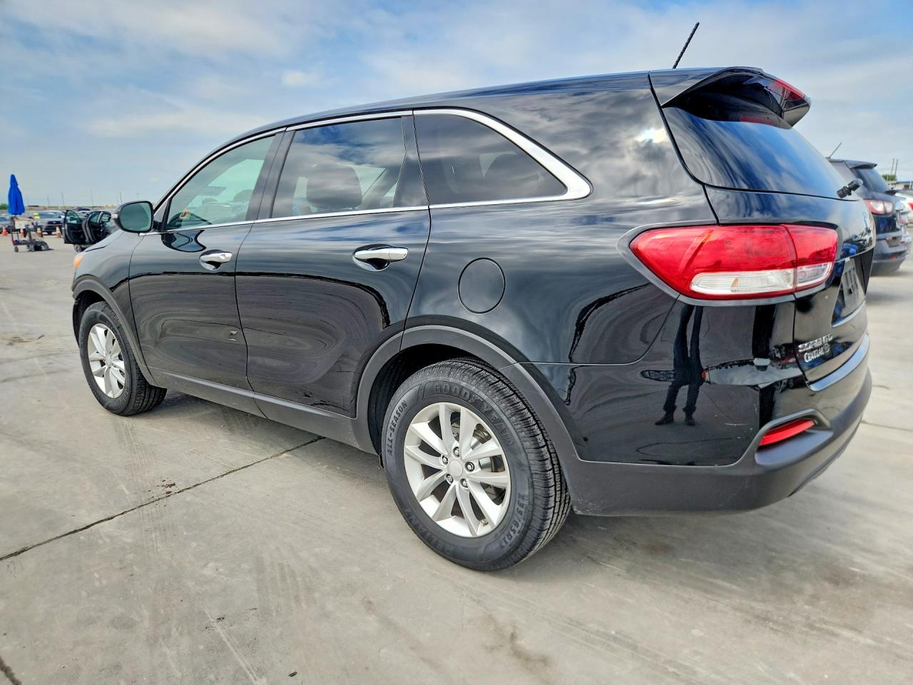 Kia Sorento L
