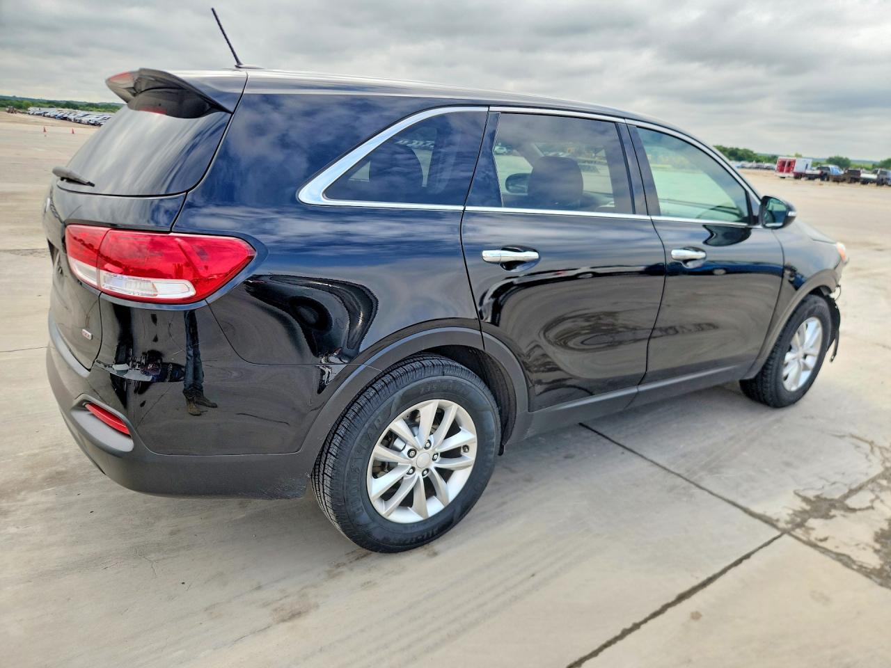 Kia Sorento L
