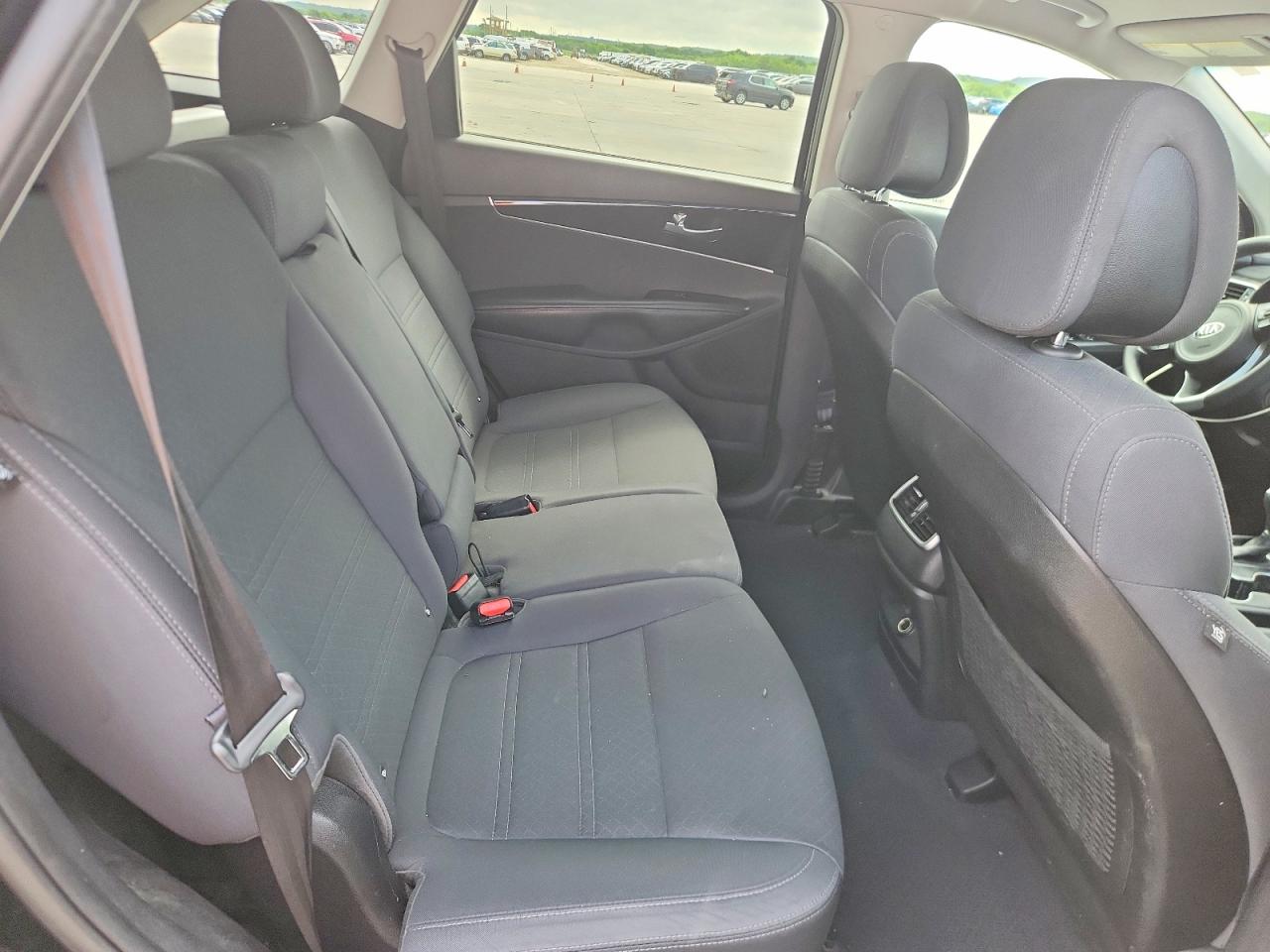 Kia Sorento L