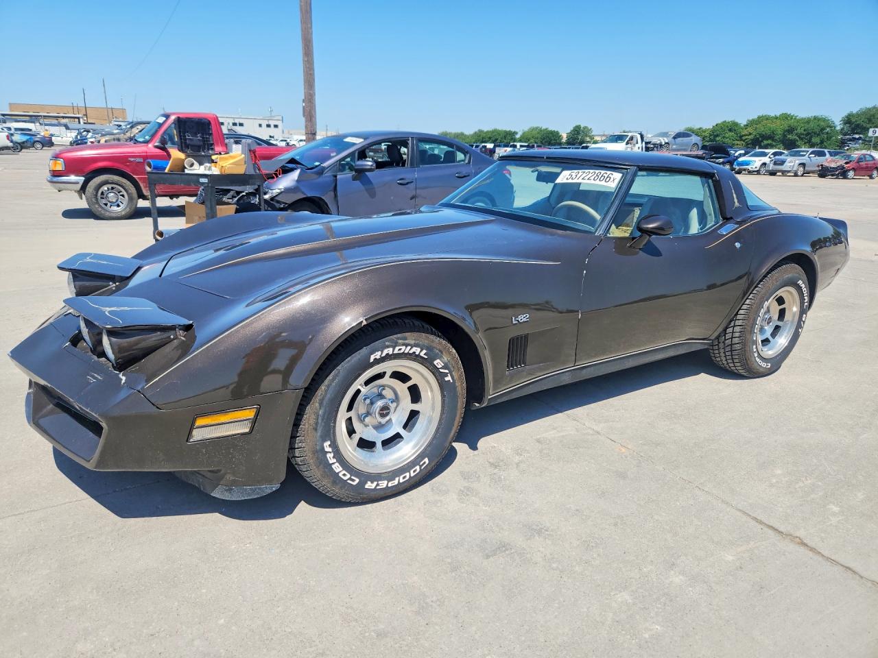 Salvage Chevrolet Corvette Image