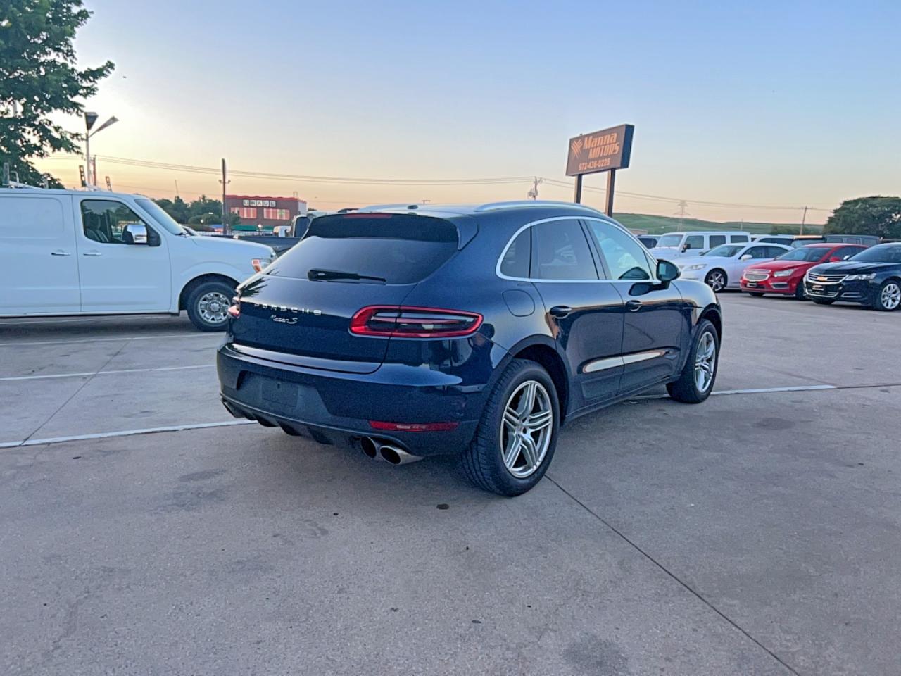 Porsche Macan S