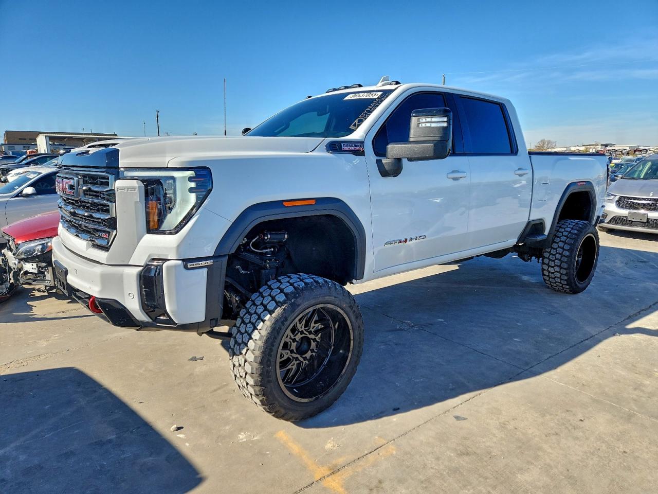 Salvage GMC Sierra Image