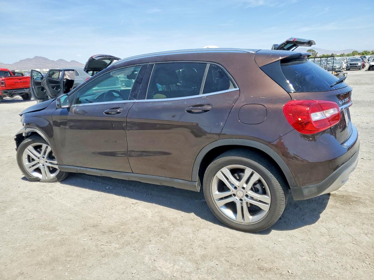 Mercedes-Benz GLA 250