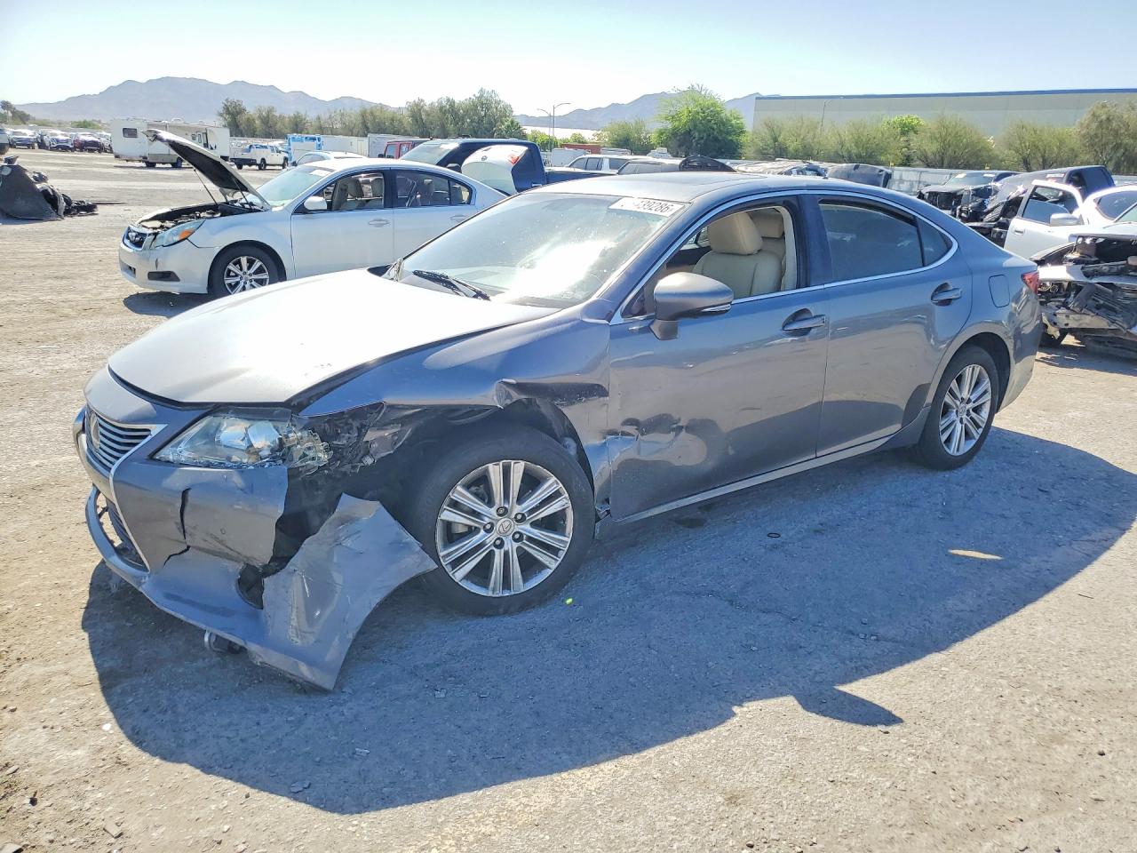 Salvage Lexus Es Image