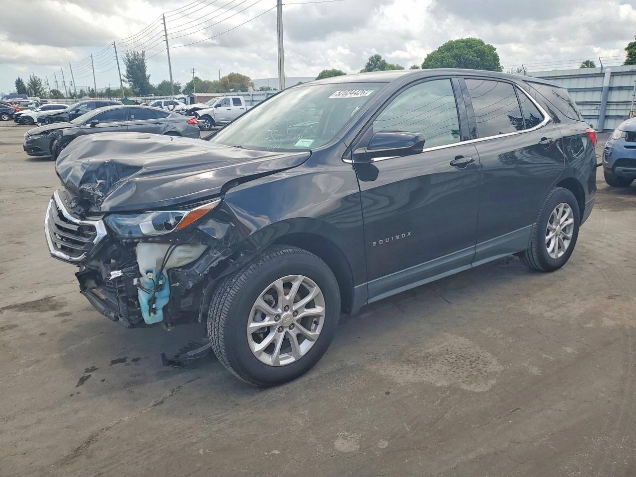 Salvage Chevrolet Equinox Image