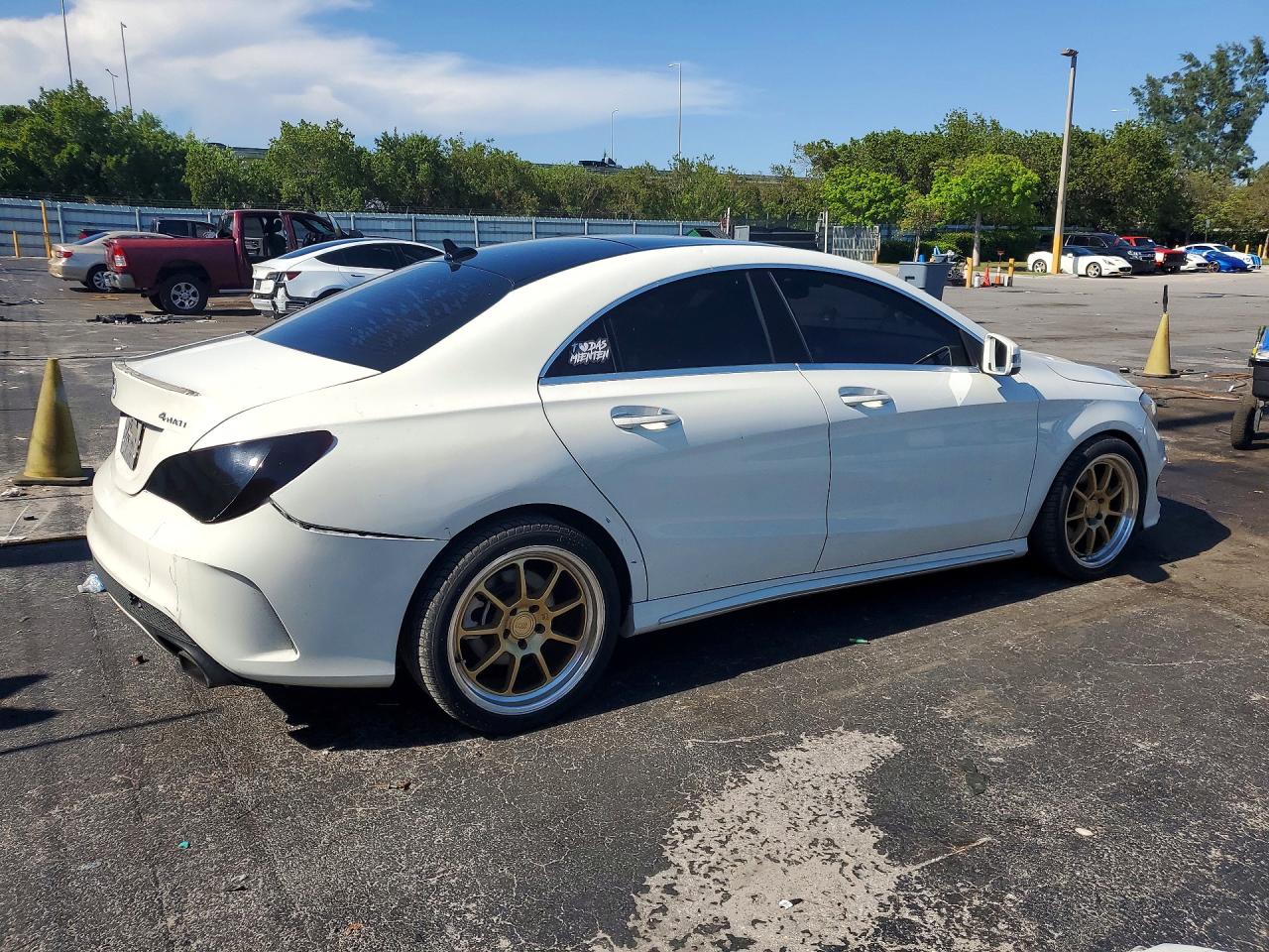 Mercedes-Benz Cla-class