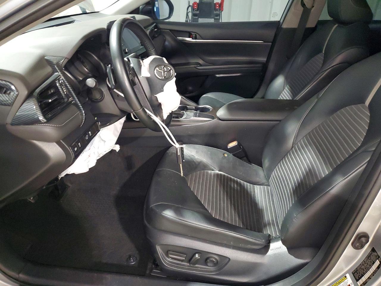 Toyota Camry Se Night Shade