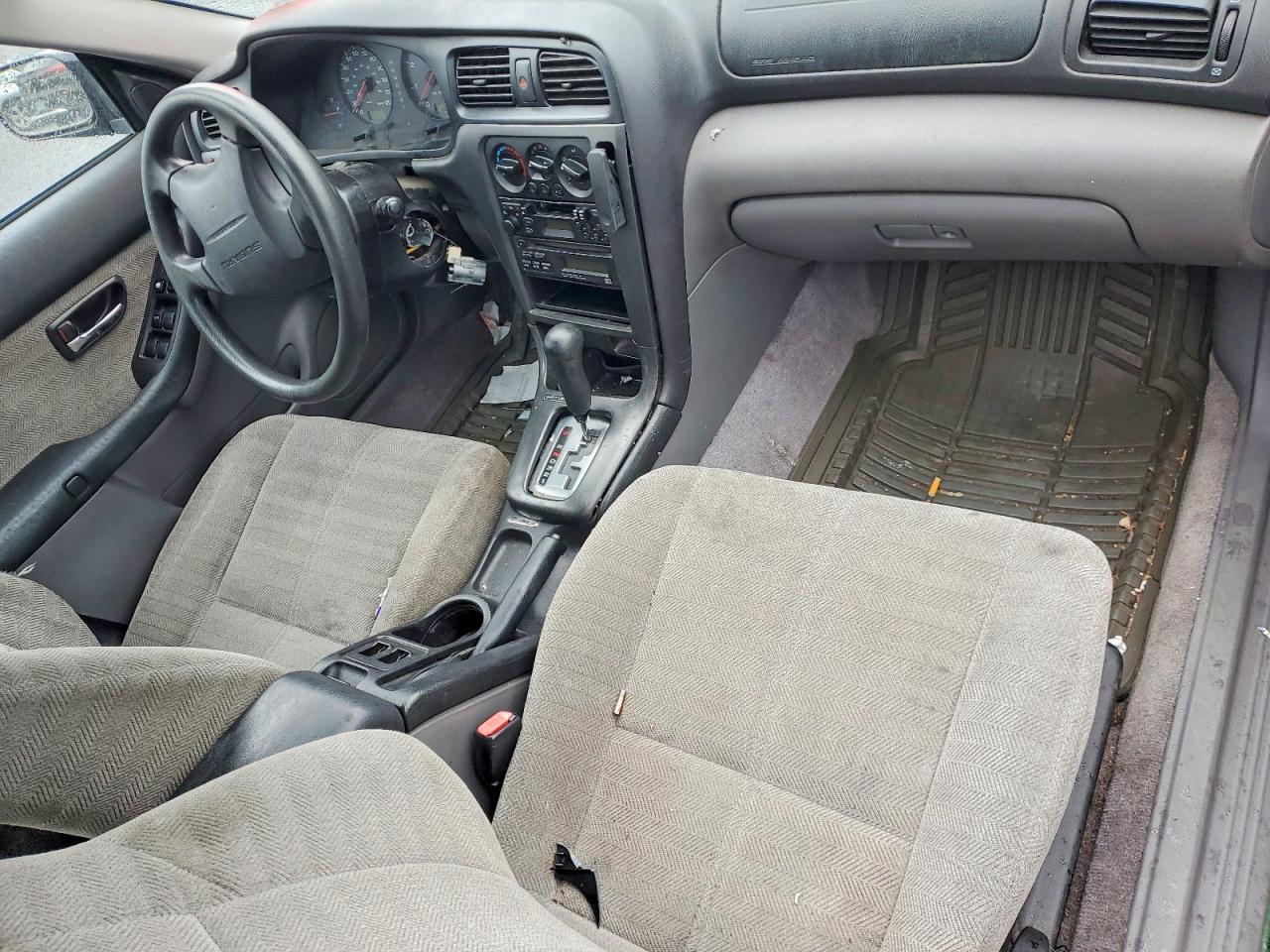 Subaru Legacy L