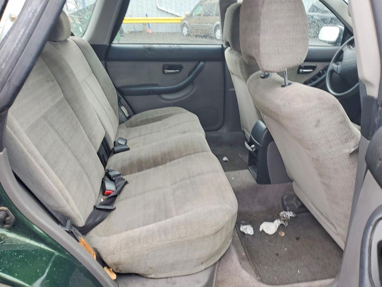 Subaru Legacy L