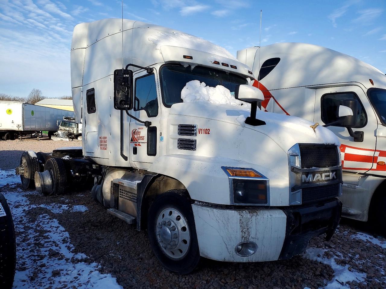 Salvage Mack Anthem Image