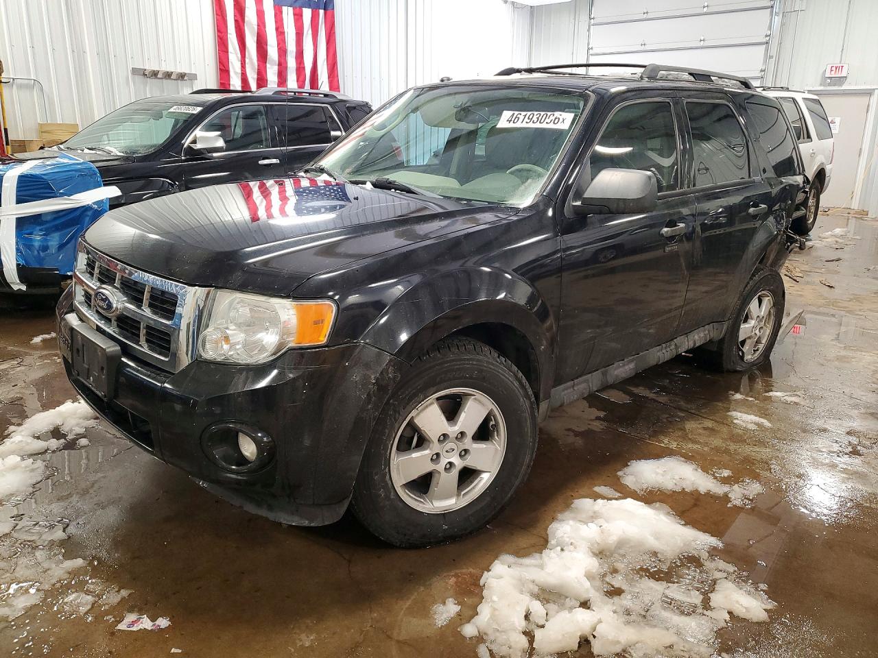 Salvage Ford Escape Image
