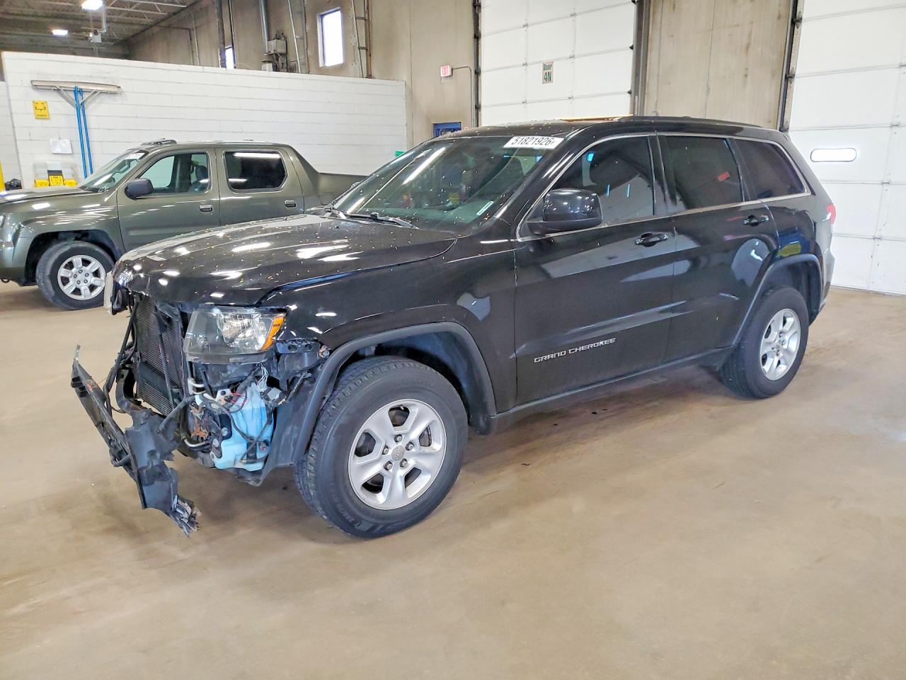 Salvage Jeep Grand Cherokee Image