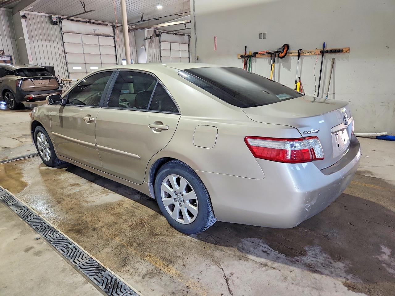 Toyota Camry Hybrid