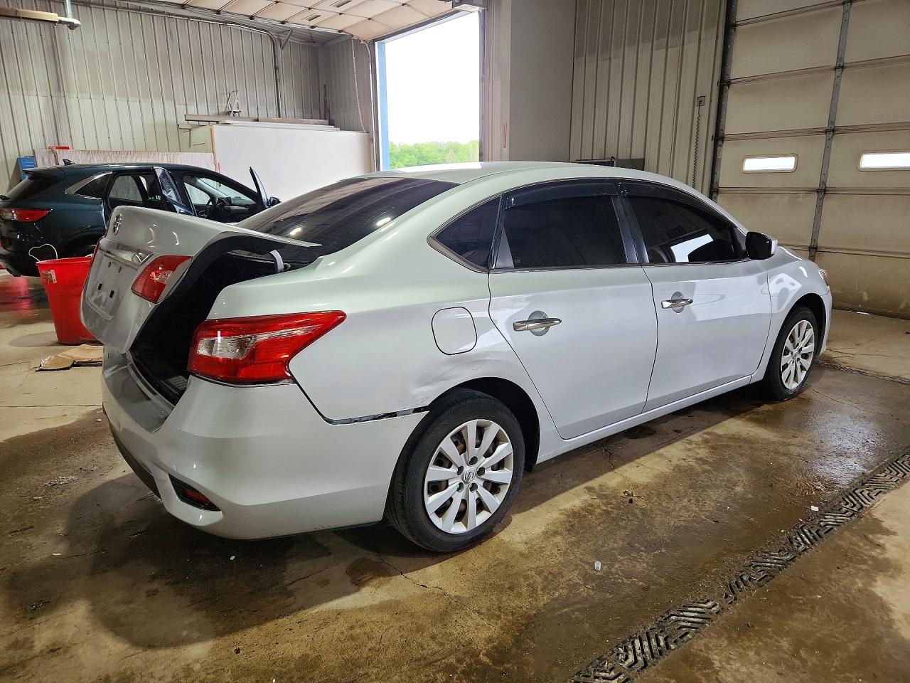 Nissan Sentra S