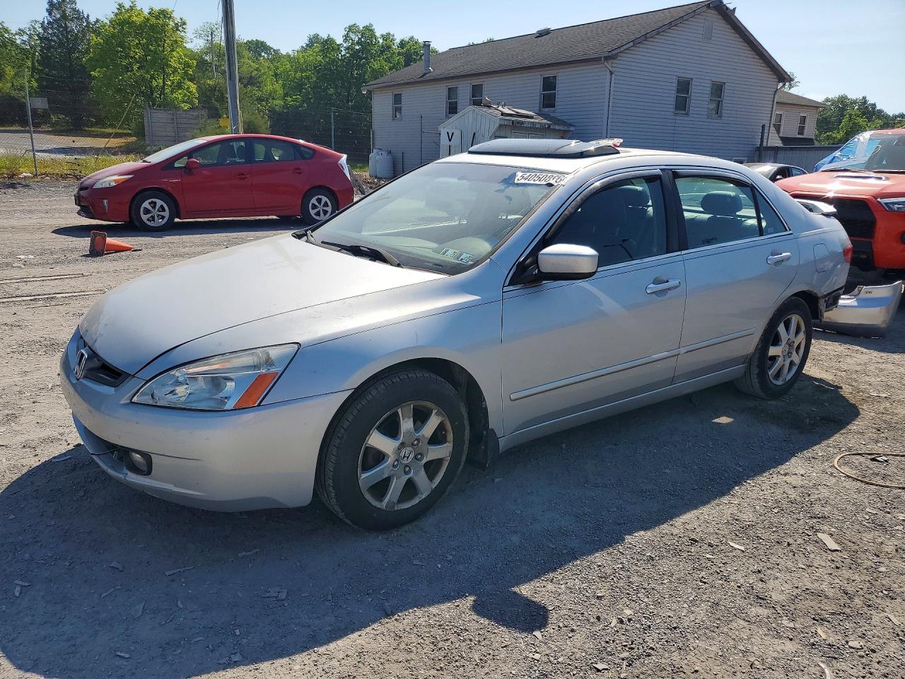 Salvage Honda Accord Image