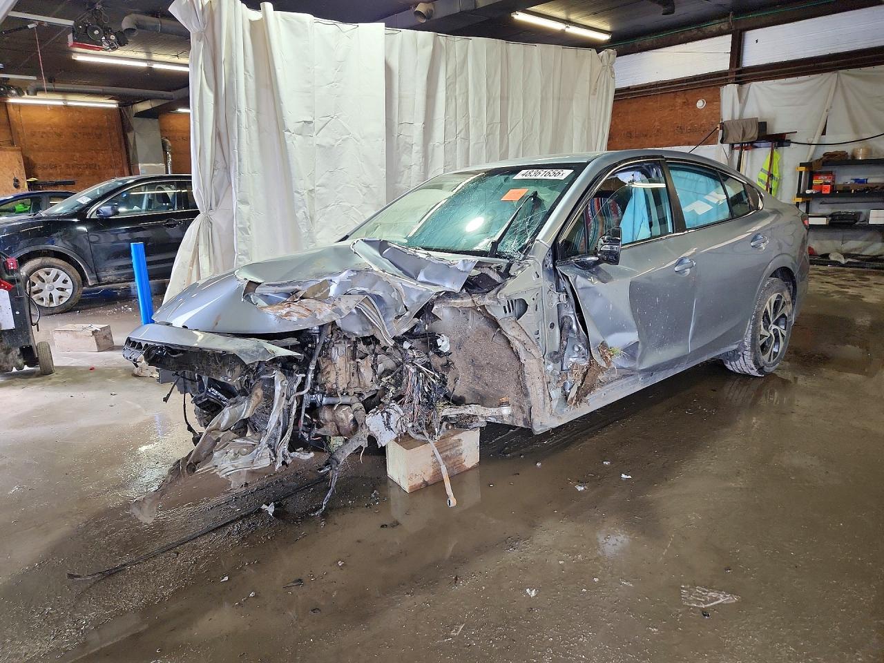 Salvage Subaru Legacy Image