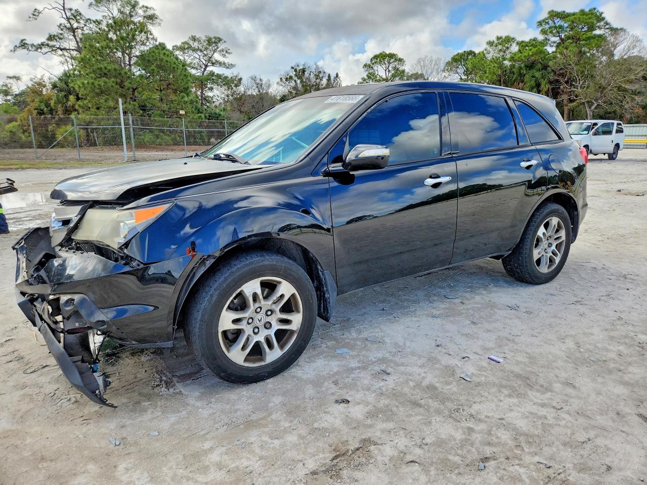 Salvage Acura MDX Image