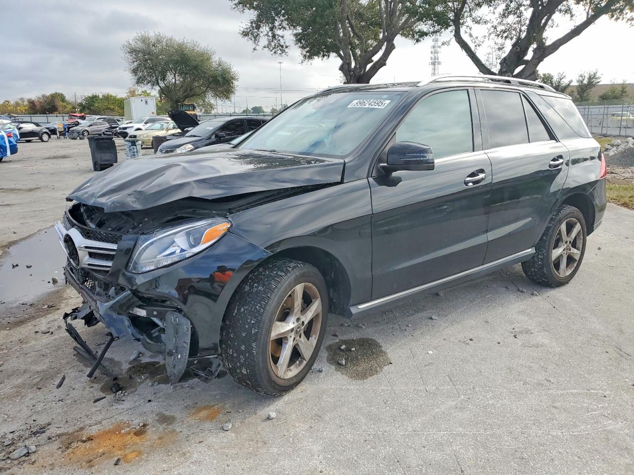 Salvage Mercedes-Benz GLE Image