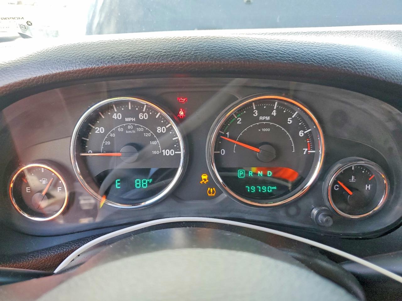 Jeep Wrangler Sahara