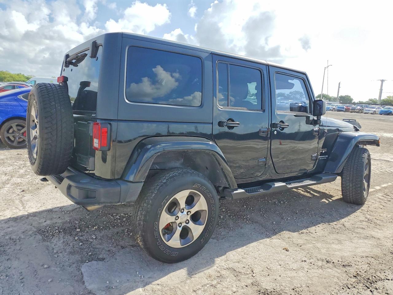 Jeep Wrangler Sahara