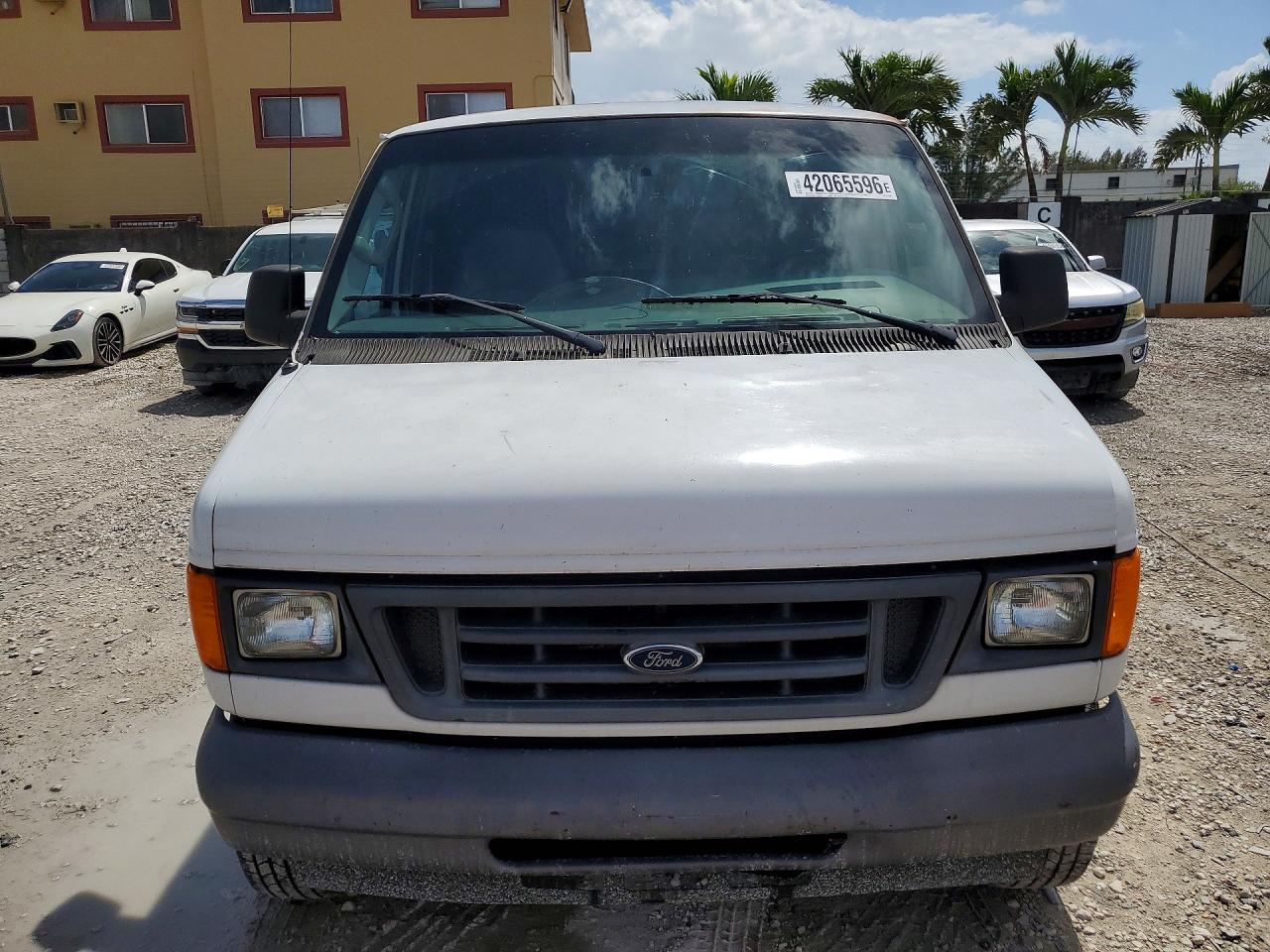 Ford E-250