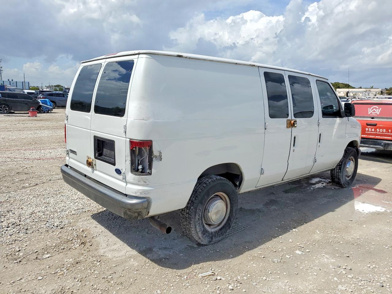 Ford E-250