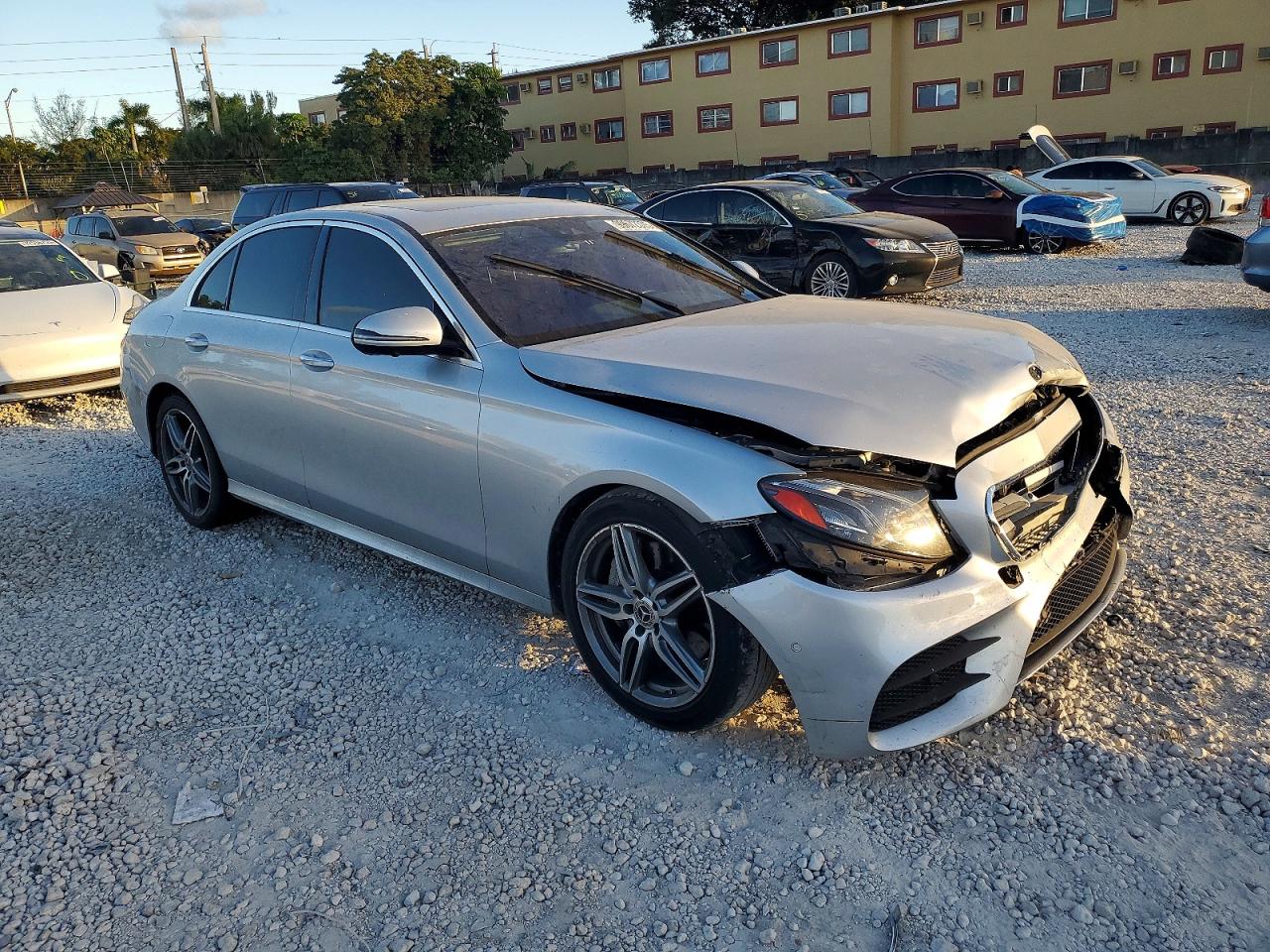 Mercedes-Benz E-Class 300