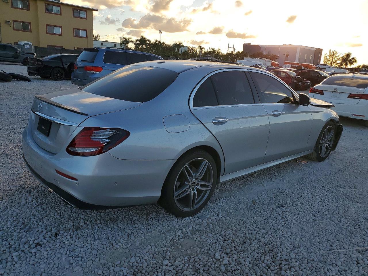 Mercedes-Benz E-Class 300