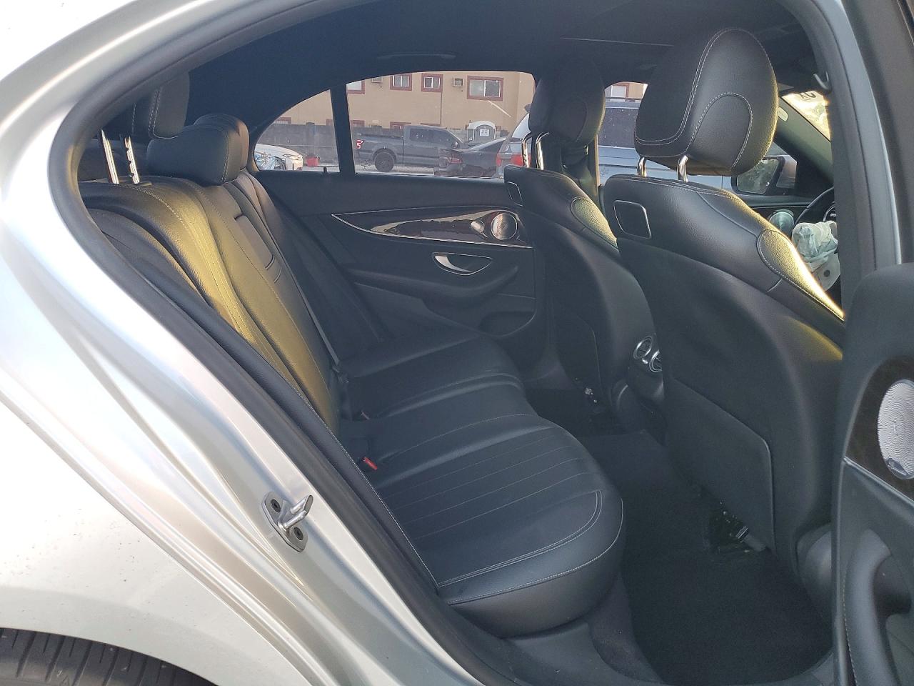 Mercedes-Benz E-Class 300
