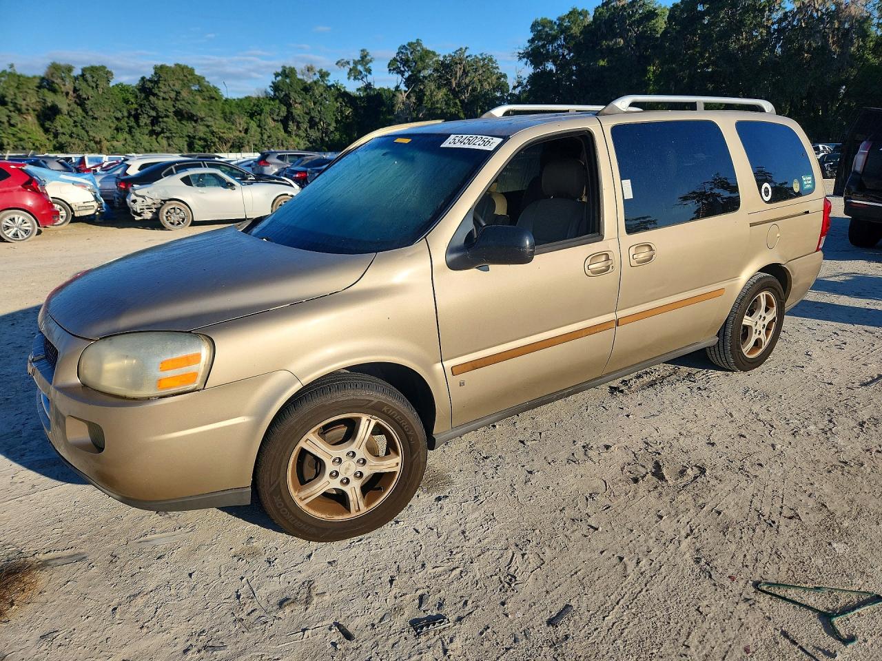Salvage Chevrolet Uplander Image