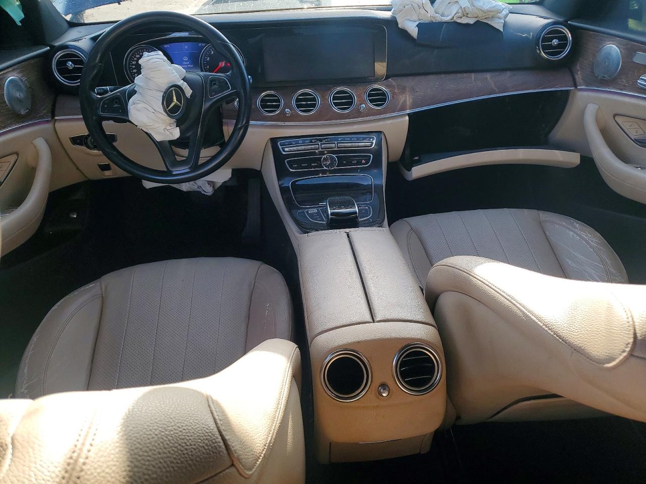 Mercedes-Benz E-Class 300