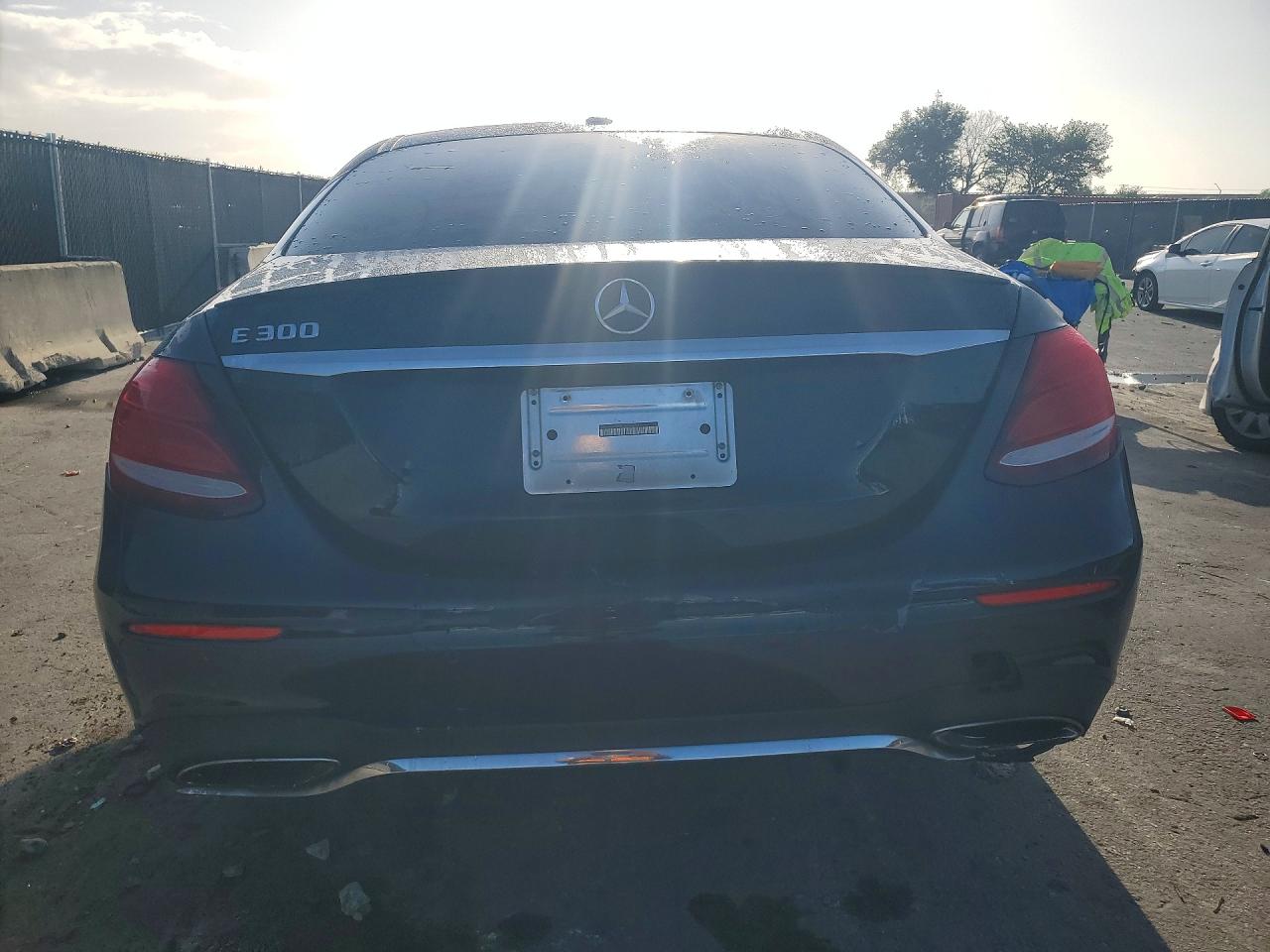 Mercedes-Benz E-Class 300