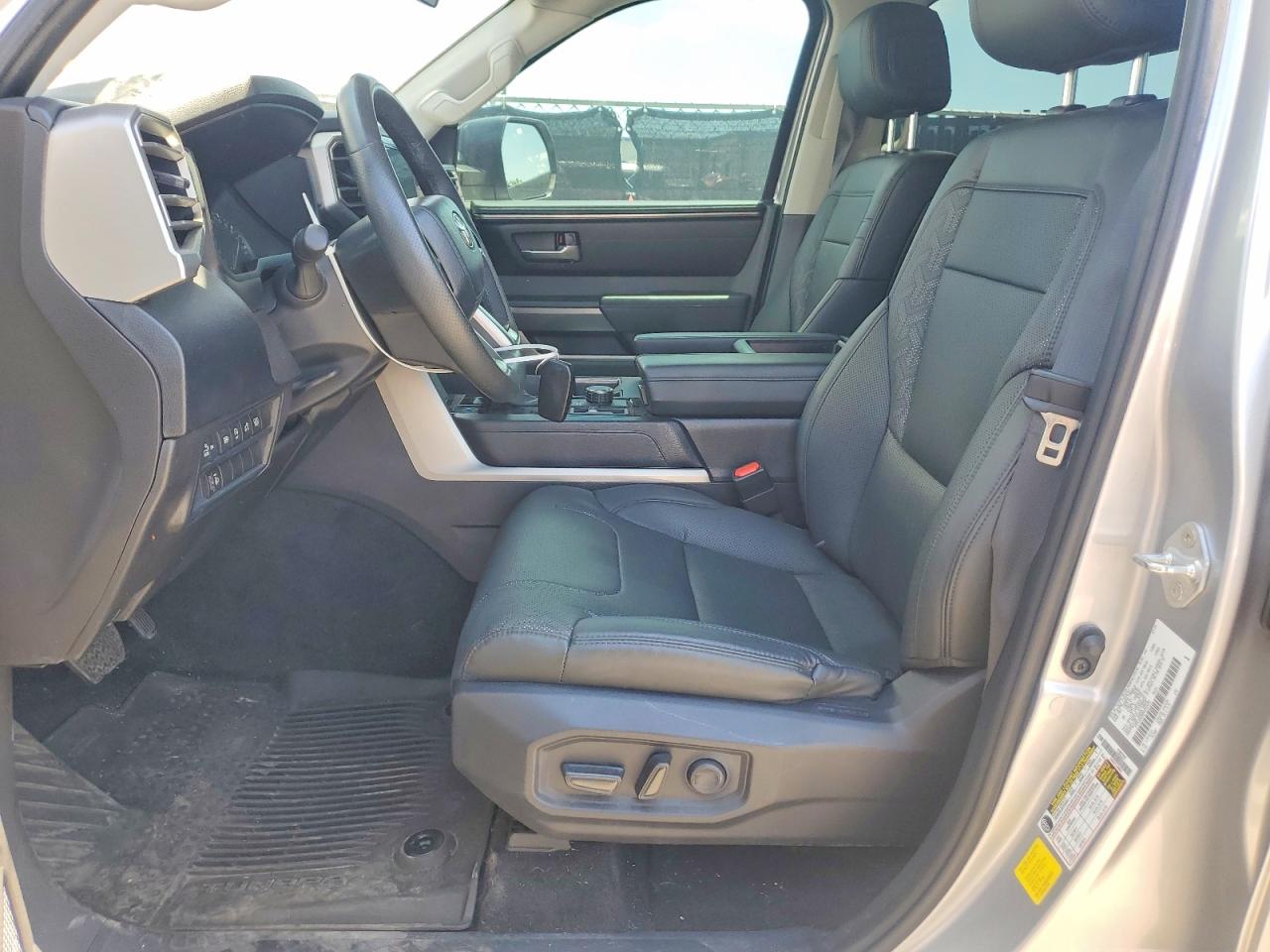 Toyota Tundra Sr5