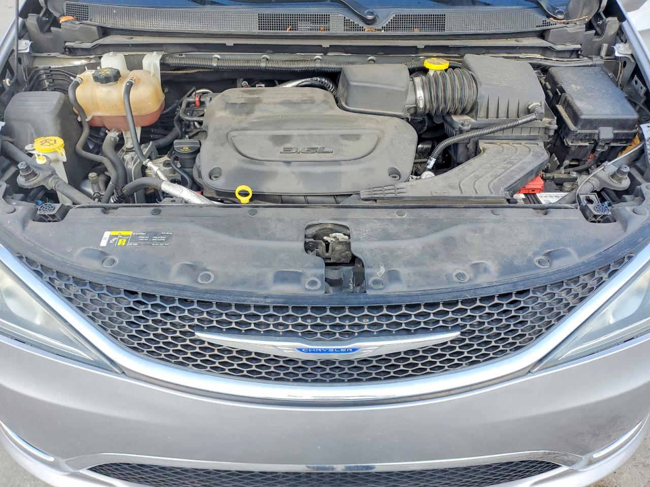 Chrysler Pacifica Touring L
